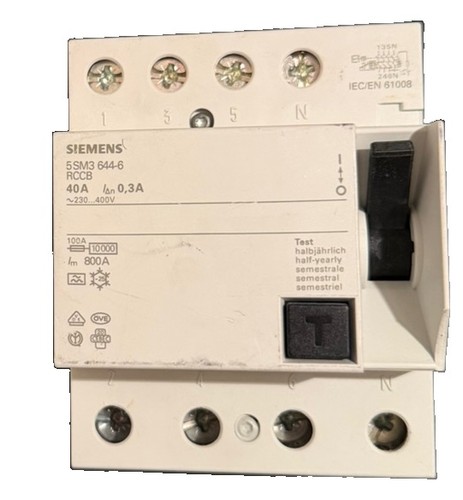 Siemens 40a 400v polig - 40a, 4-polig