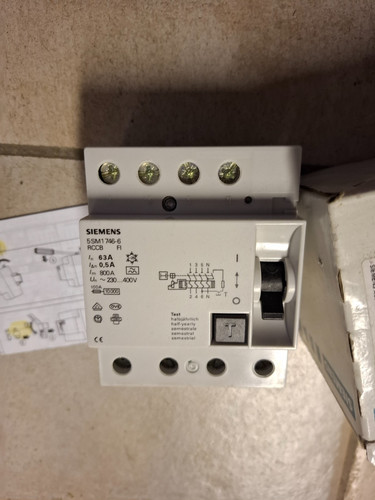 Siemens 5sm1 746 63a 4pol - siemens,
